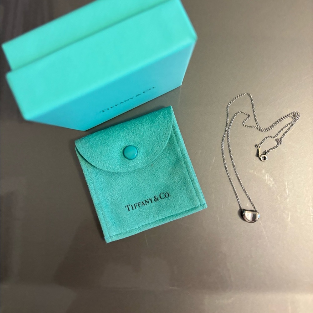 Tiffany & Co. Vintage Elsa Peretti 11mm Platinum Bean  Pendant